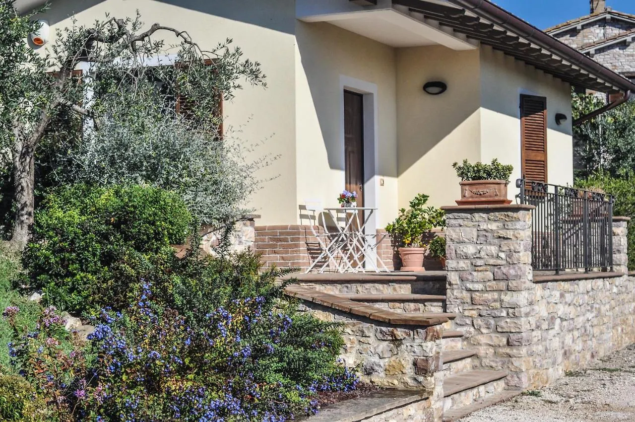 Bilocale In Campagna - Assisi 아파트